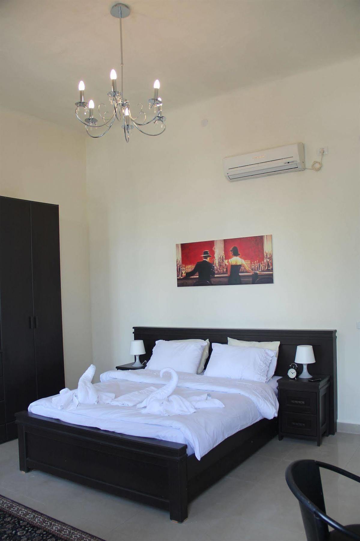 Allenby Bauhaus Apartments Tel-Aviv Extérieur photo